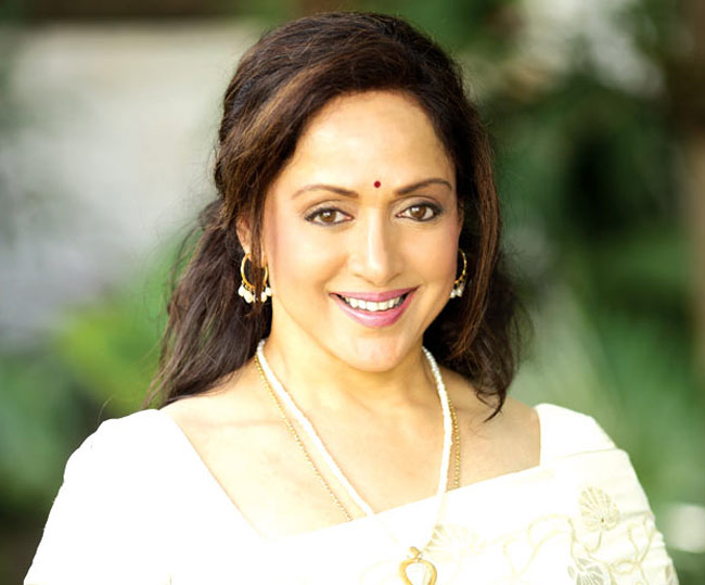 wanteshatohaveababysoon:hemamalini